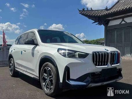 BMW, X1, 1500, 116, бензин, внедорожник, робот, передний привод, среднее состояние, левый, белый, 2 448 000 ₽